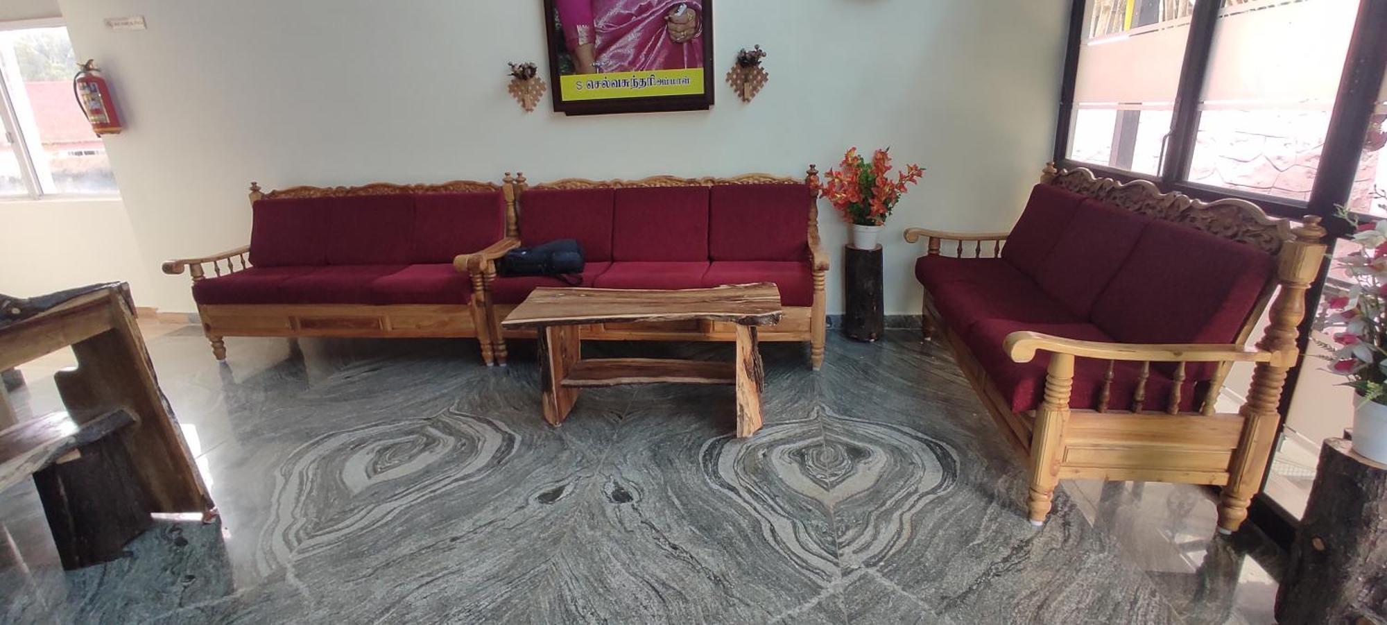קודאיקנאל Vetrivel International By Brown Tree Resorts מראה חיצוני תמונה