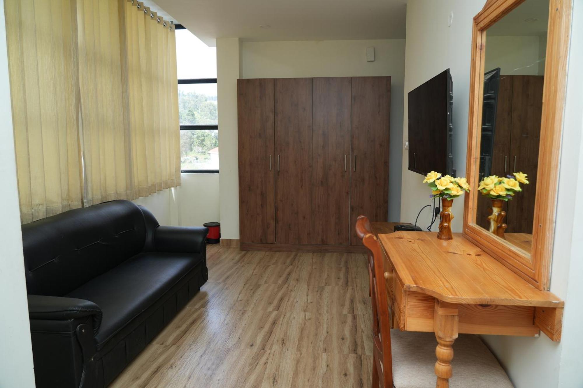 קודאיקנאל Vetrivel International By Brown Tree Resorts מראה חיצוני תמונה