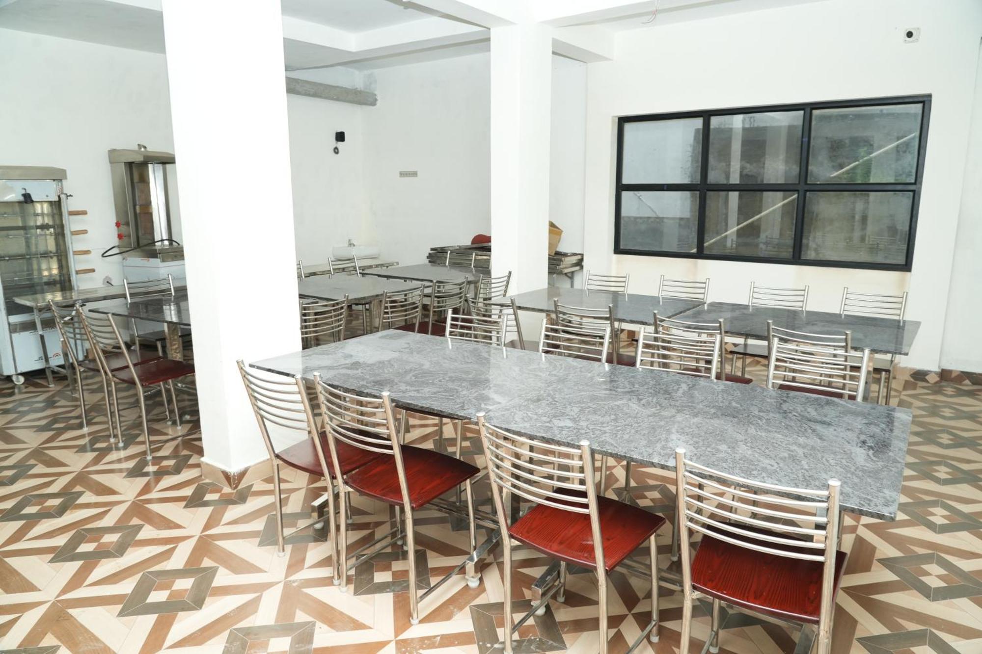 קודאיקנאל Vetrivel International By Brown Tree Resorts מראה חיצוני תמונה
