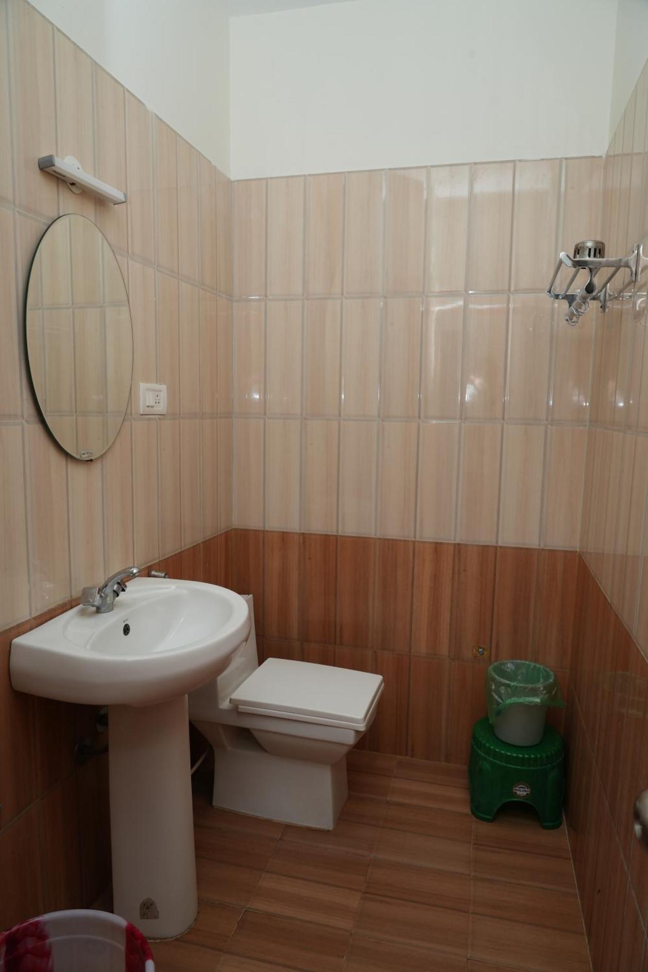 קודאיקנאל Vetrivel International By Brown Tree Resorts מראה חיצוני תמונה